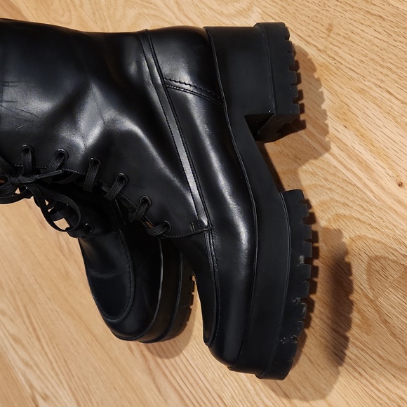 Robert Clergerie black boots, size USA 8.5, FR 39.5. - Picture 4 of 8